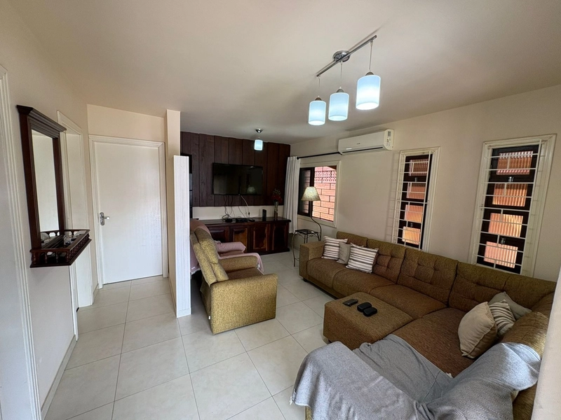 Casa Semi-mobiliada - 3 Dormitório, Piscina e Espaço Gourmet Completo!: 9ª foto da galeria de imagens do imóvel