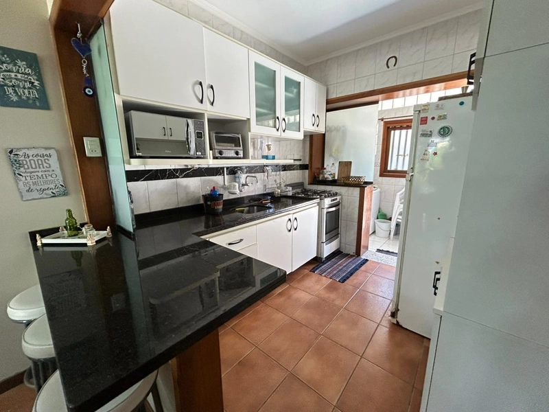 Sobrado com 3 Dormitórios, Lareira e Sacada com Churrasqueira: 6ª foto da galeria de imagens do imóvel