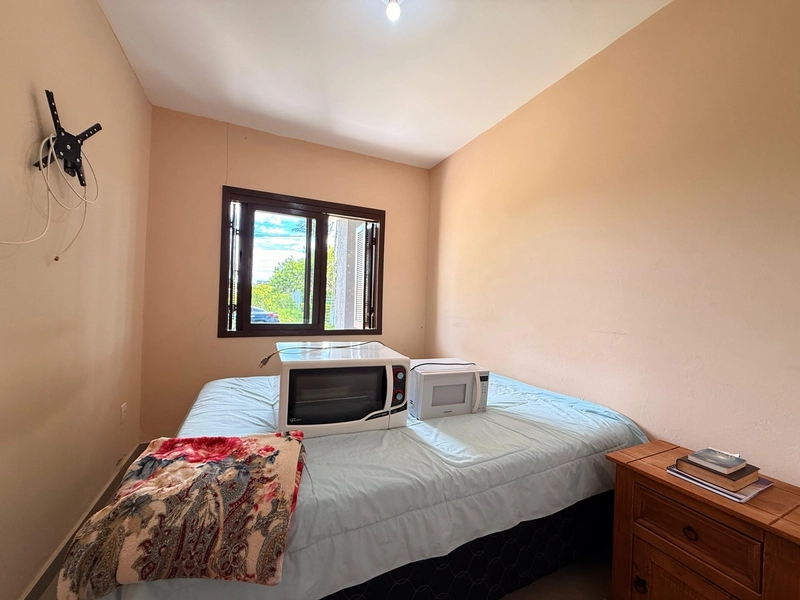 Casa em Laje com 2 Dormitórios e Amplo Pátio: 7ª foto da galeria de imagens do imóvel