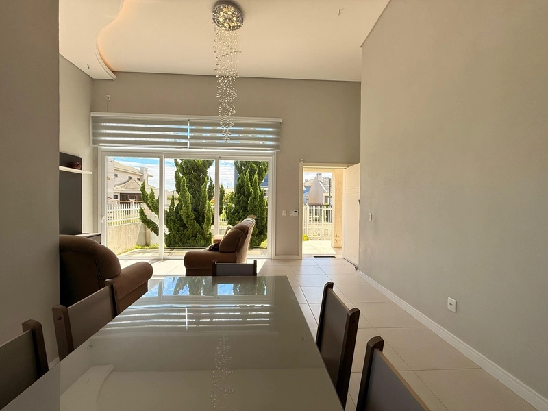 Casa a 50m do Mar, com 3 Dormitórios, Pé Direito Alto e Lareira!: 10ª foto da galeria de imagens do imóvel