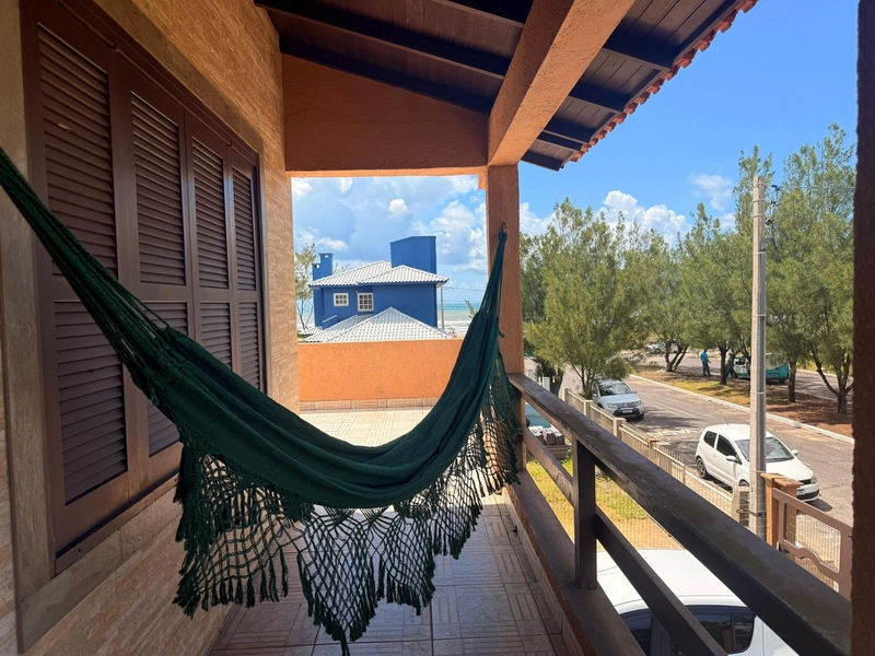 Sobrado Próxima ao Mar com Suíte, Hidro e Espaço de Lazer Completo!: 1ª foto da galeria de imagens do imóvel