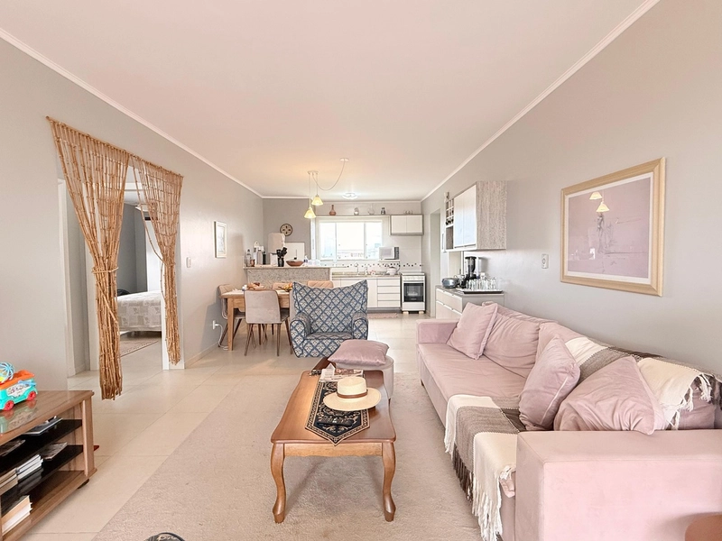 Apartamento com 2 Dormitórios, 2 Banheiros Sociais e Ótima Localização: 1ª foto da galeria de imagens do imóvel