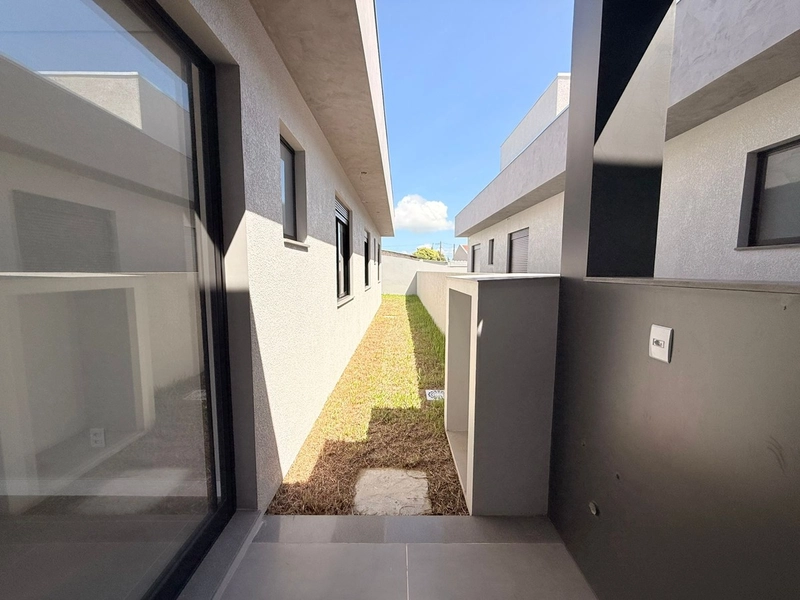 Lindo Geminado com Ótimo Acabamento, 3 Dormitórios em Rainha do Mar!: 16ª foto da galeria de imagens do imóvel