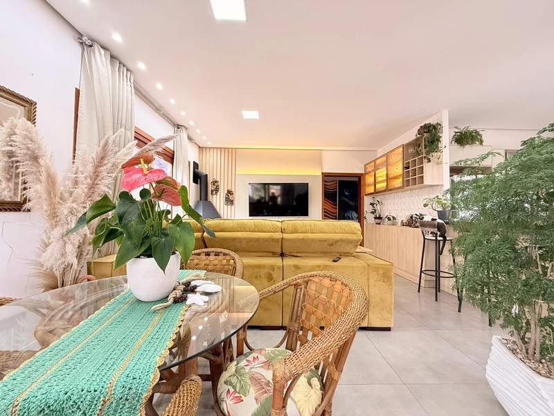 Linda Casa com 3 Dormitórios, Móveis Planejados e Ambientes Amplos!: 9ª foto da galeria de imagens do imóvel