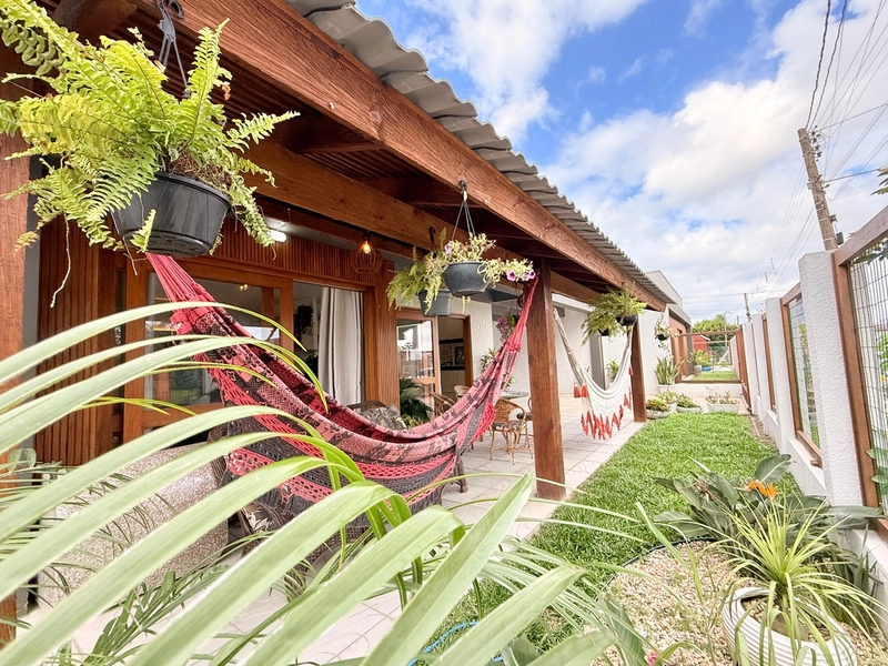 Linda Casa com 3 Dormitórios, Móveis Planejados e Ambientes Amplos!: 3ª foto da galeria de imagens do imóvel