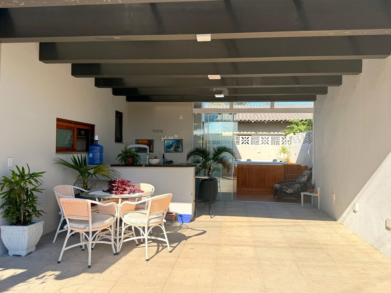 Linda Casa com 3 Dormitórios, Móveis Planejados e Ambientes Amplos!: 6ª foto da galeria de imagens do imóvel