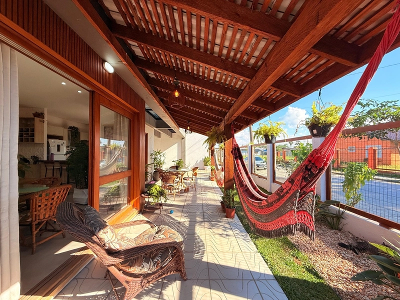 Linda Casa com 3 Dormitórios, Móveis Planejados e Ambientes Amplos!: 7ª foto da galeria de imagens do imóvel