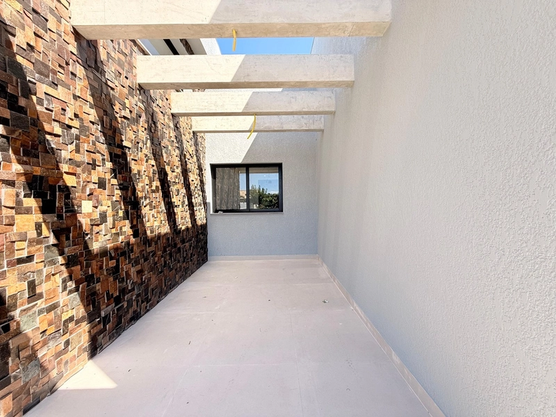 Linda Casa em Ótima Localização, Piscina e 2 Dormitórios!: 4ª foto da galeria de imagens do imóvel