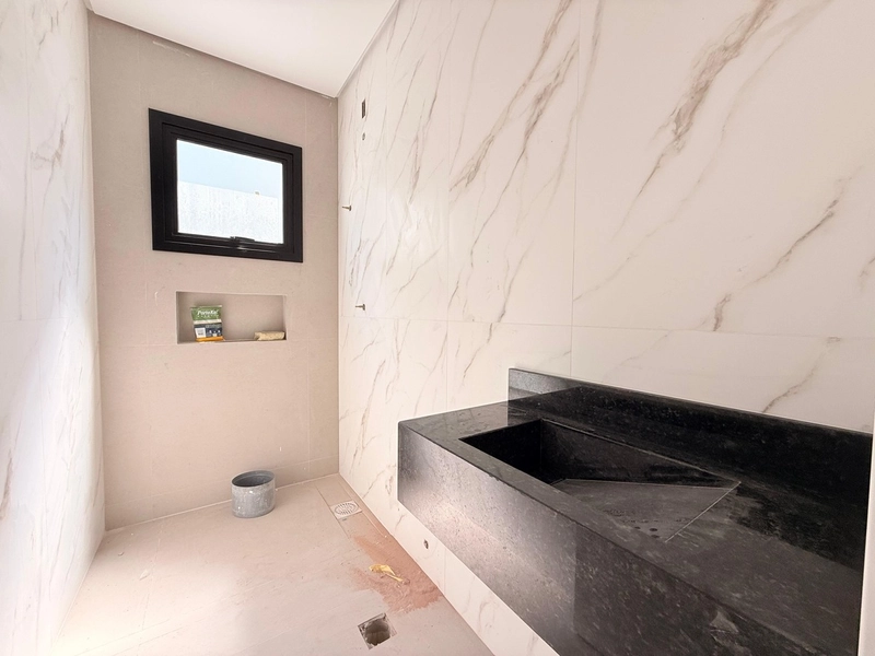 Linda Casa em Ótima Localização, Piscina e 2 Dormitórios!: 11ª foto da galeria de imagens do imóvel