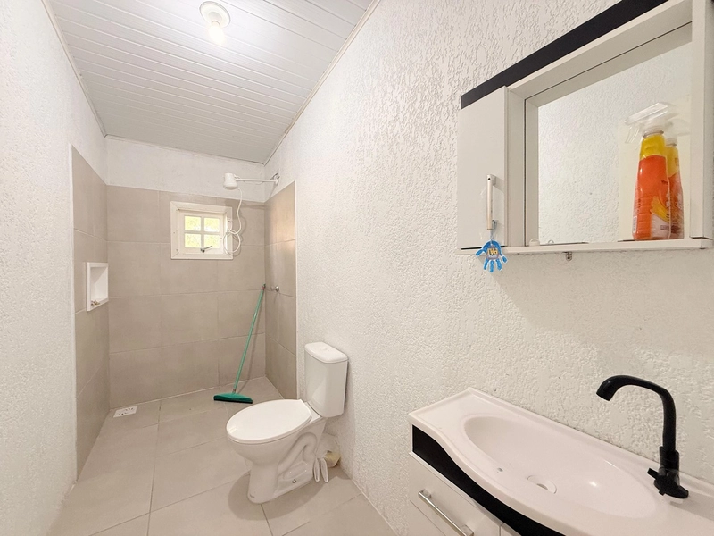 Casa com 3 Dormitórios, 2 Banheiros Sociais em Ótima Localização!: 9ª foto da galeria de imagens do imóvel