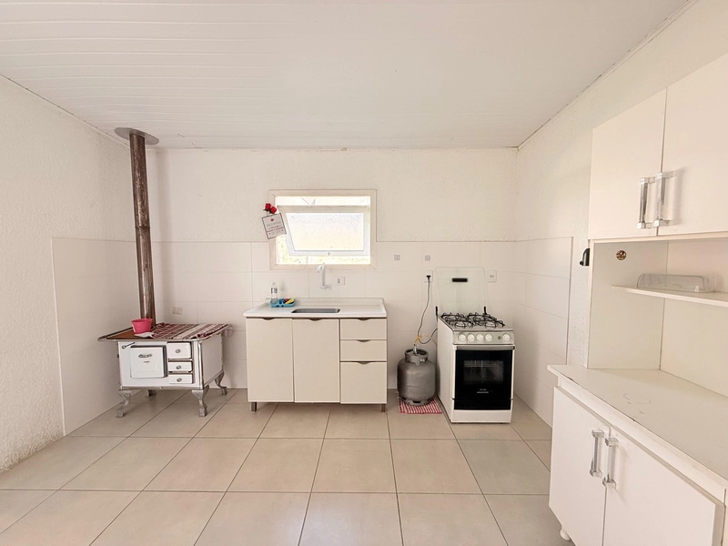 Casa com 3 Dormitórios, 2 Banheiros Sociais em Ótima Localização!: 7ª foto da galeria de imagens do imóvel