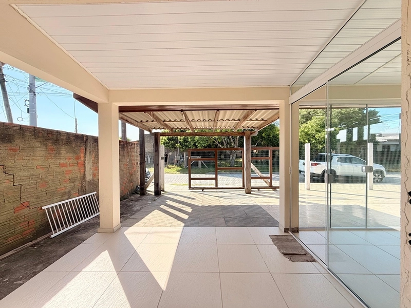 Casa com 3 Dormitórios, 2 Banheiros Sociais em Ótima Localização!: 3ª foto da galeria de imagens do imóvel