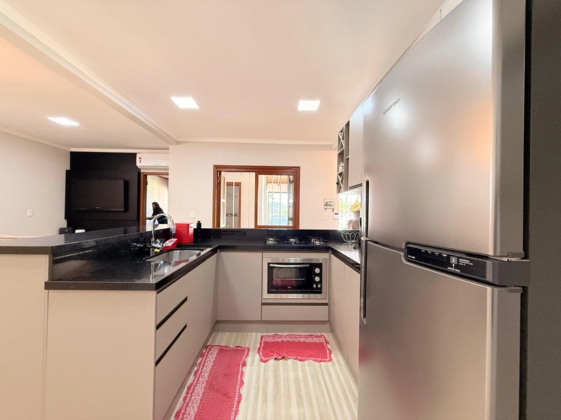 Linda Casa com Piscina, 3 Dormitórios e Pátio Amplo!: 11ª foto da galeria de imagens do imóvel