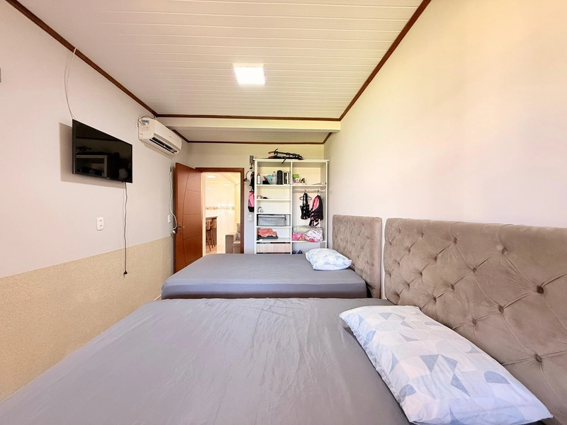 Linda Casa com Piscina, 3 Dormitórios e Pátio Amplo!: 16ª foto da galeria de imagens do imóvel