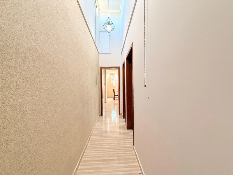 Linda Casa com Piscina, 3 Dormitórios e Pátio Amplo!: 13ª foto da galeria de imagens do imóvel