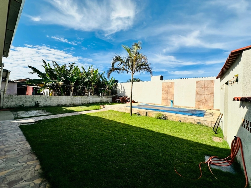 Linda Casa em Rainha do Mar, com Piscina e 3 Dormitórios!: 15ª foto da galeria de imagens do imóvel