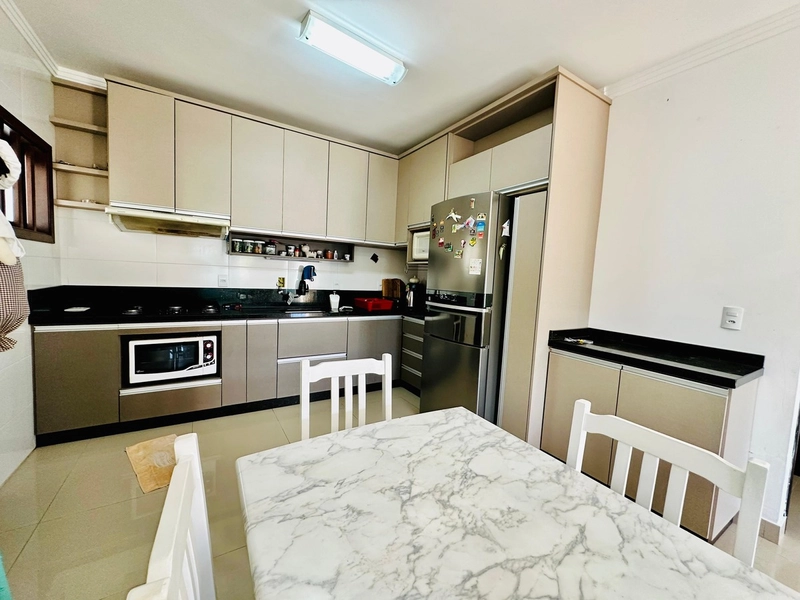 Linda Casa em Rainha do Mar, com Piscina e 3 Dormitórios!: 8ª foto da galeria de imagens do imóvel