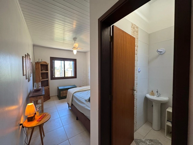 Lindo Geminado á Venda, com 2 Dormitórios e Living Integrado!: 16ª foto da galeria de imagens do imóvel