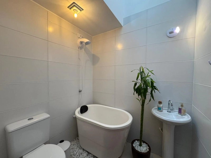 Lindo Geminado á Venda, com 2 Dormitórios e Living Integrado!: 17ª foto da galeria de imagens do imóvel