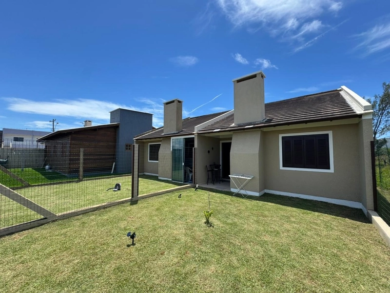 Lindo Geminado á Venda, com 2 Dormitórios e Living Integrado!: 22ª foto da galeria de imagens do imóvel