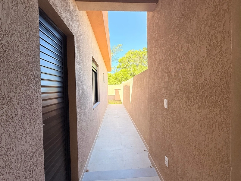 Casa em Ótima Localização, 2 Dormitórios e Living Integrado!: 9ª foto da galeria de imagens do imóvel