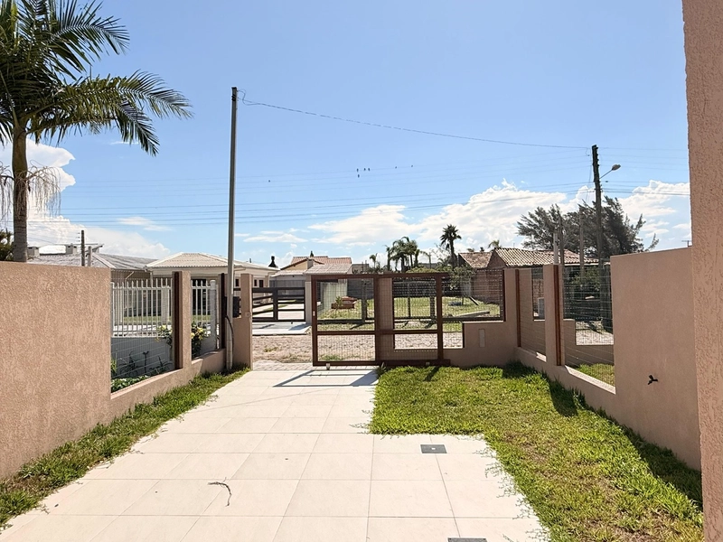 Casa em Ótima Localização, 2 Dormitórios e Living Integrado!: 13ª foto da galeria de imagens do imóvel