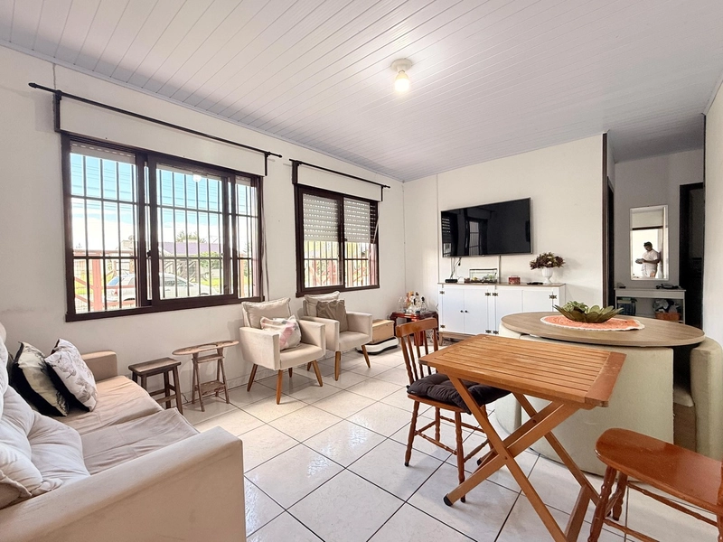 Casa Completa com 3 Dormitórios, Living integrado e Anexo nos Fundos!: 4ª foto da galeria de imagens do imóvel