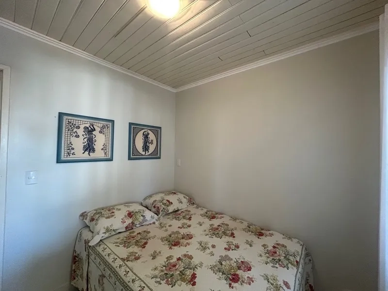 Casa com 3 Dormitórios, Amplo Pátio Fechado e Espaço Gourmet: 12ª foto da galeria de imagens do imóvel