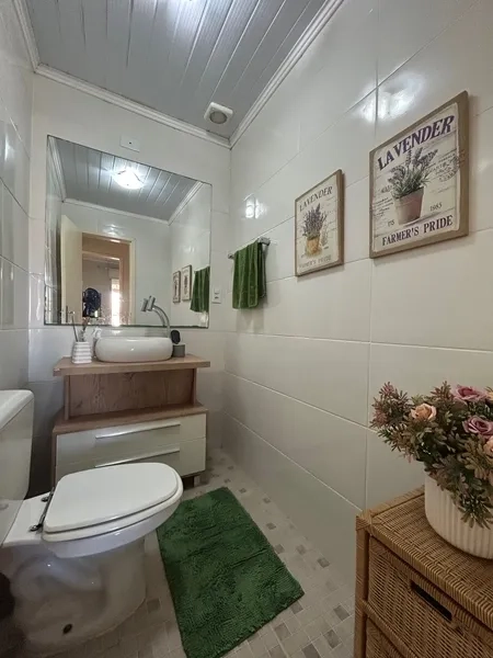 Casa com 3 Dormitórios, Amplo Pátio Fechado e Espaço Gourmet: 15ª foto da galeria de imagens do imóvel