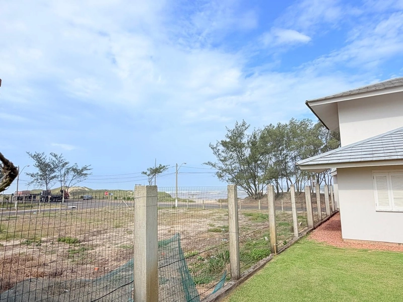 Linda Casa á 50 Metros do Mar, com Piscina e Espaço Gourmet!: 21ª foto da galeria de imagens do imóvel