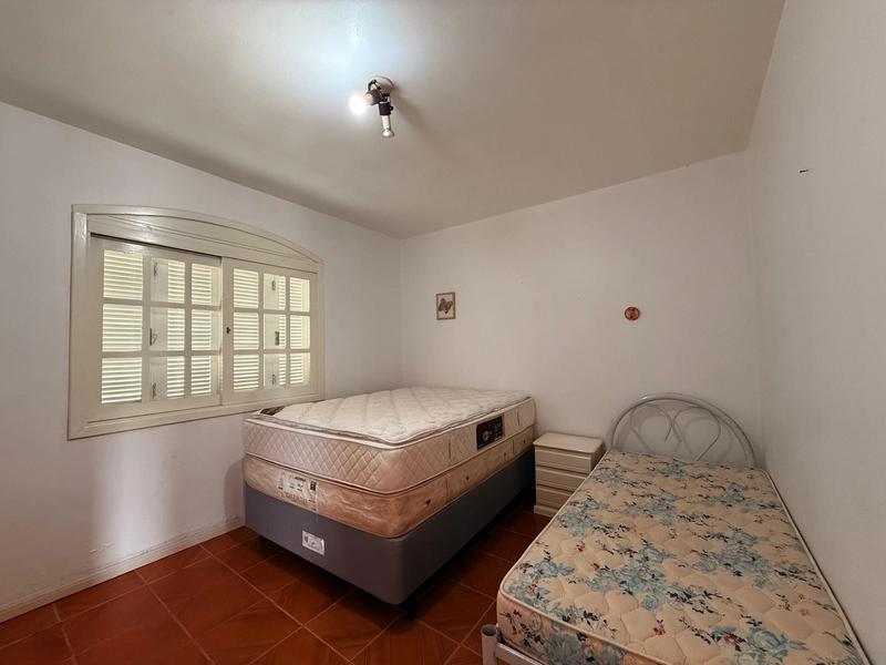 Casa de esquina com 2 terrenos na avenida em Atlantida Sul / Osório: 7ª foto da galeria de imagens do imóvel