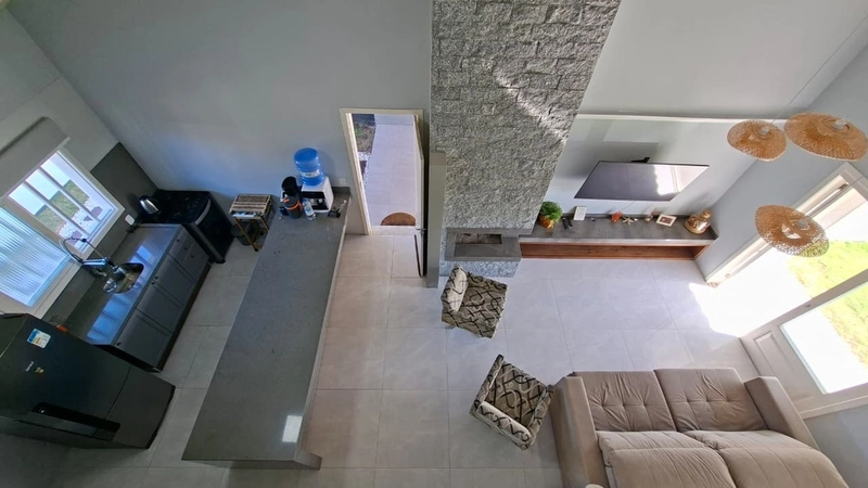 Lindo Sobrado com 3 Dormitórios e Piscina Aquecida, Perto do Mar!: 10ª foto da galeria de imagens do imóvel