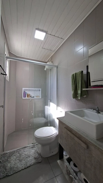 Lindo Sobrado com 3 Dormitórios e Piscina Aquecida, Perto do Mar!: 11ª foto da galeria de imagens do imóvel