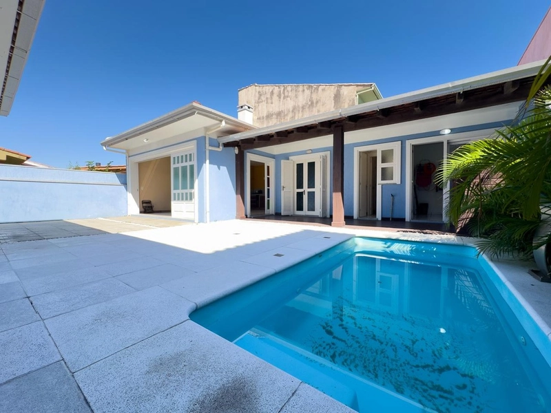 Linda Casa em Noiva do Mar com Piscina e Anexo com Espaço Gourmet: 24ª foto da galeria de imagens do imóvel