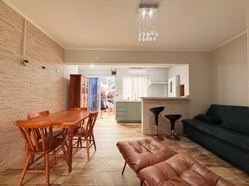 Lindo Apartamendo Perto do Mar, 2 Dormitórios e Living integrado!: 4ª foto da galeria de imagens do imóvel