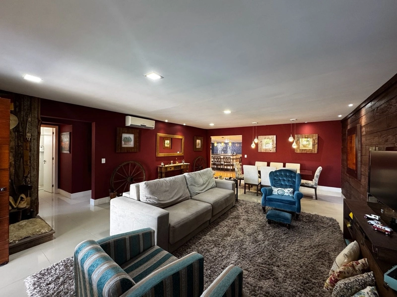 Casa Completa com Piscina, 3 Dormitórios e Excelente Acabamento!: 6ª foto da galeria de imagens do imóvel