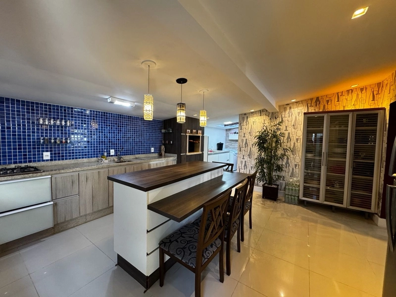 Casa Completa com Piscina, 3 Dormitórios e Excelente Acabamento!: 9ª foto da galeria de imagens do imóvel