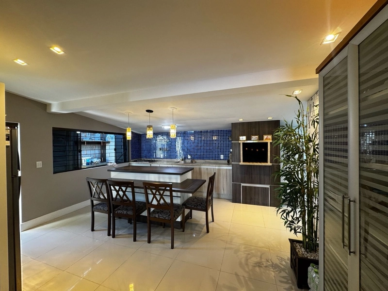 Casa Completa com Piscina, 3 Dormitórios e Excelente Acabamento!: 12ª foto da galeria de imagens do imóvel