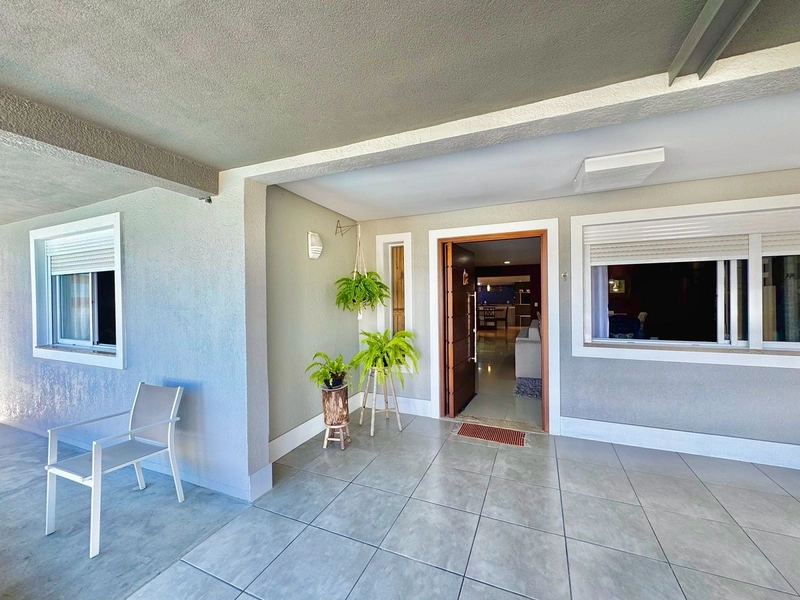 Casa Completa com Piscina, 3 Dormitórios e Excelente Acabamento!: 3ª foto da galeria de imagens do imóvel