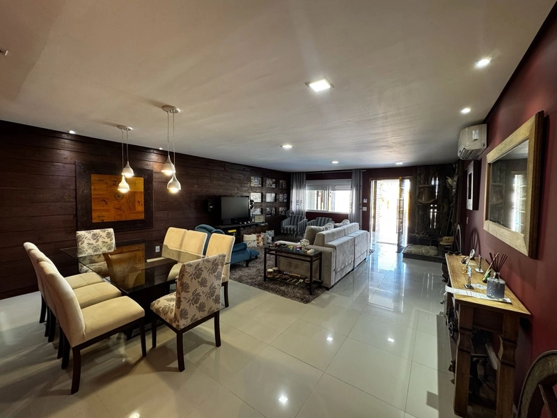 Casa Completa com Piscina, 3 Dormitórios e Excelente Acabamento!: 13ª foto da galeria de imagens do imóvel