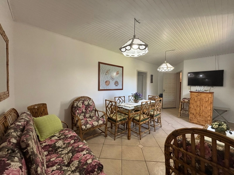 Excelente Casa com 3 Dormitórios, Ambientes Amplos e Ótima Estrutura!: 6ª foto da galeria de imagens do imóvel