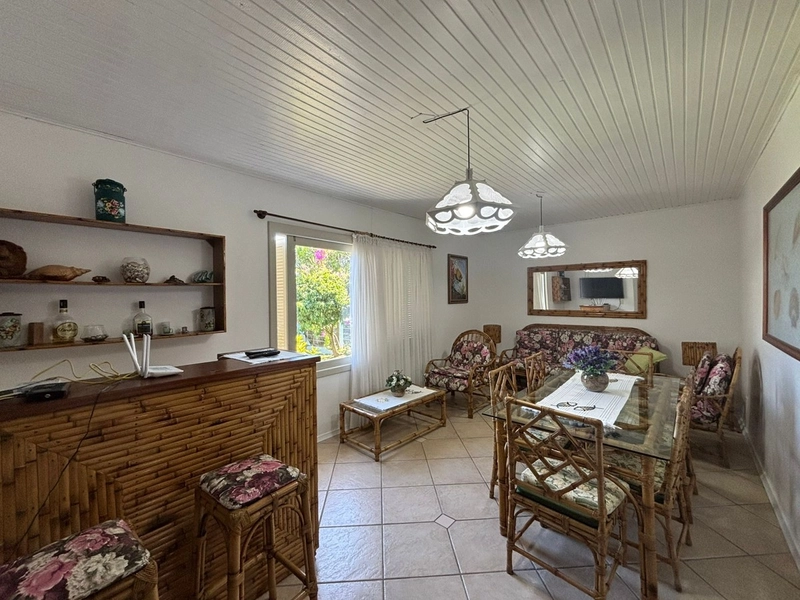 Excelente Casa com 3 Dormitórios, Ambientes Amplos e Ótima Estrutura!: 7ª foto da galeria de imagens do imóvel