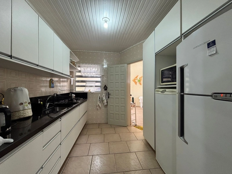 Excelente Casa com 3 Dormitórios, Ambientes Amplos e Ótima Estrutura!: 11ª foto da galeria de imagens do imóvel