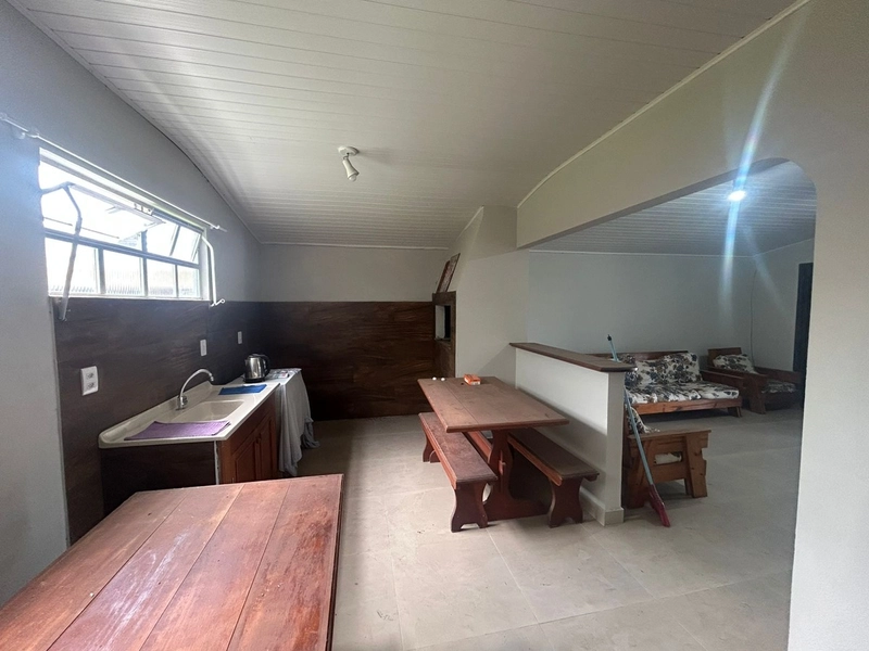 Casa Ampla em Localização Privilegiada com Valor Atrativo!: 3ª foto da galeria de imagens do imóvel