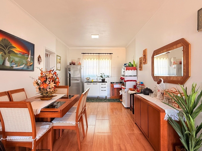 Linda Casa com 2 Dormitórios, Garagem Fechada e Pátio Amplo!: 5ª foto da galeria de imagens do imóvel