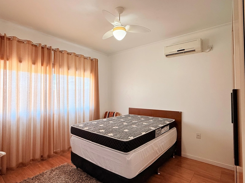 Linda Casa com 2 Dormitórios, Garagem Fechada e Pátio Amplo!: 8ª foto da galeria de imagens do imóvel