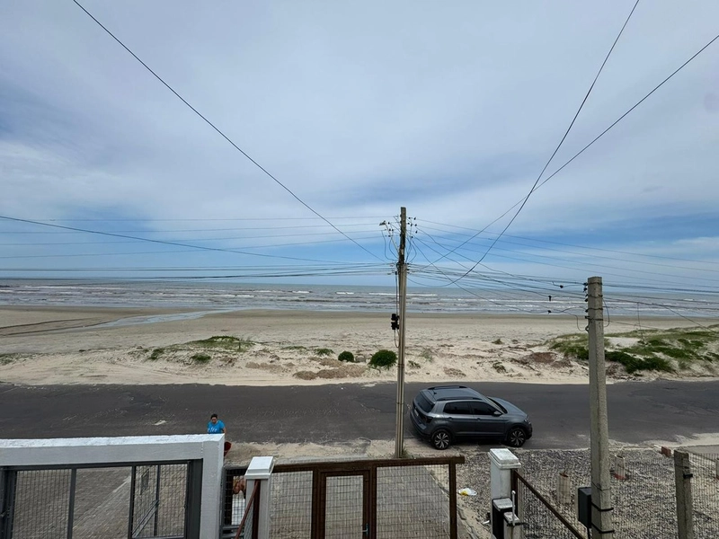 Lindo Sobrado á Beira Mar em Rainha do Mar com 2 Suítes!: 1ª foto da galeria de imagens do imóvel