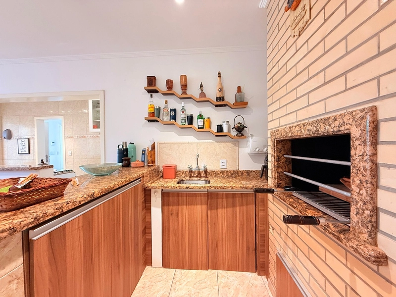 Linda Casa com 3 Suítes, Espaço Gourmet e Piscina Privativa!: 11ª foto da galeria de imagens do imóvel