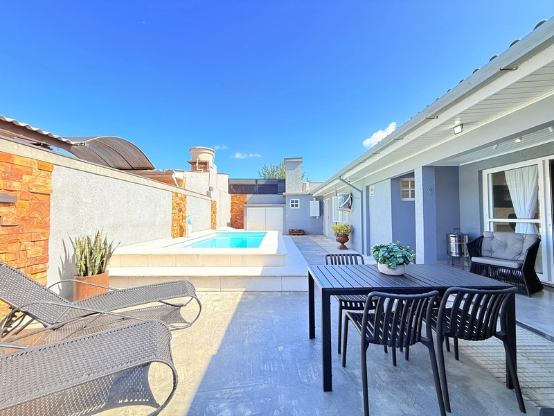 Linda Casa com 3 Suítes, Espaço Gourmet e Piscina Privativa!: 22ª foto da galeria de imagens do imóvel