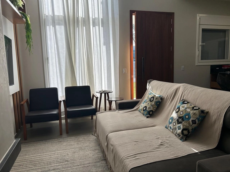 Linda Casa a Venda em Noiva do Mar, com 2 Suítes e Piscina Privativa!: 4ª foto da galeria de imagens do imóvel